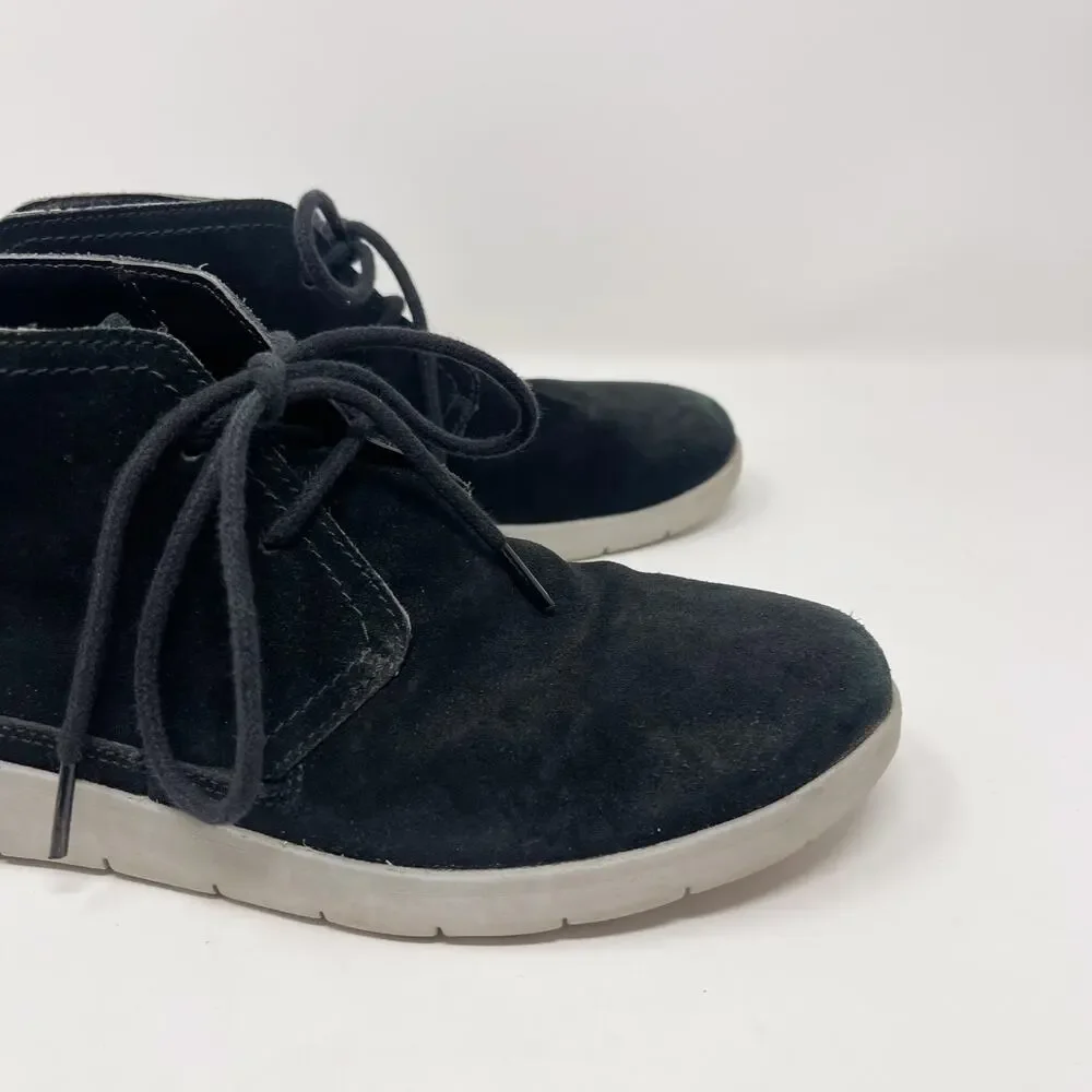 UGG Mens Size 7 Black Dustin Chukka Boots Suede Leather Lace Up Foam Footbed